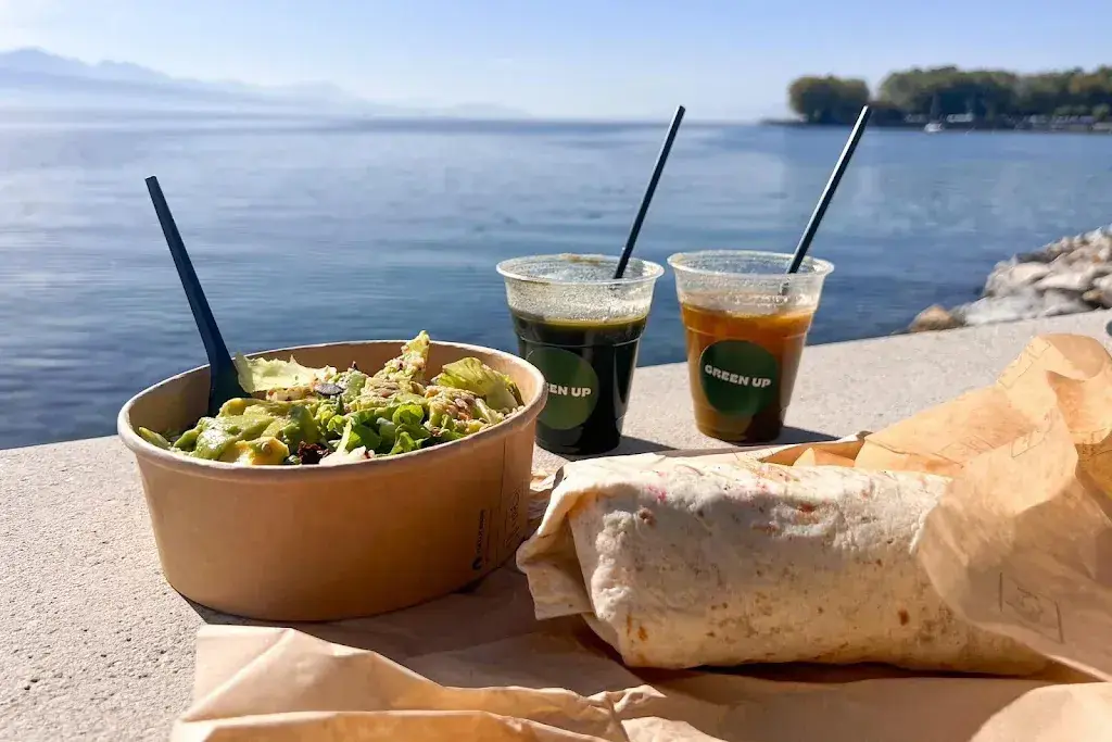 Krista Plociennik_Green Up Salad bar_Lausanne_review