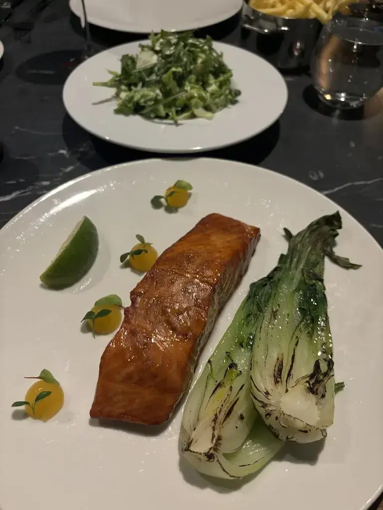 Luke Lindholm_The Foundry Restaurant, Bar and Terrace._Genève_review