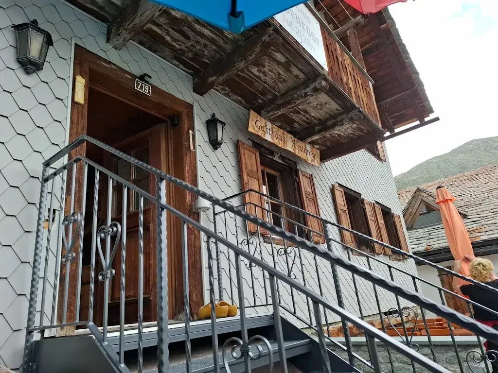 Gasthaus Alpenrose_Avers_slider_image_1