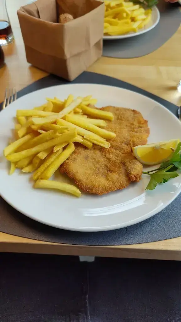 Menu_Capetta, Hotel & Restaurant_Avers_image_2