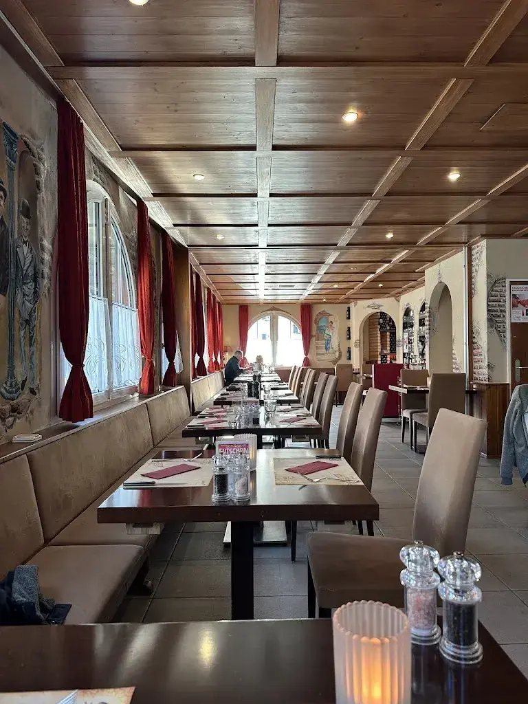 Pizzeria Caruso restaurant à Bonaduz