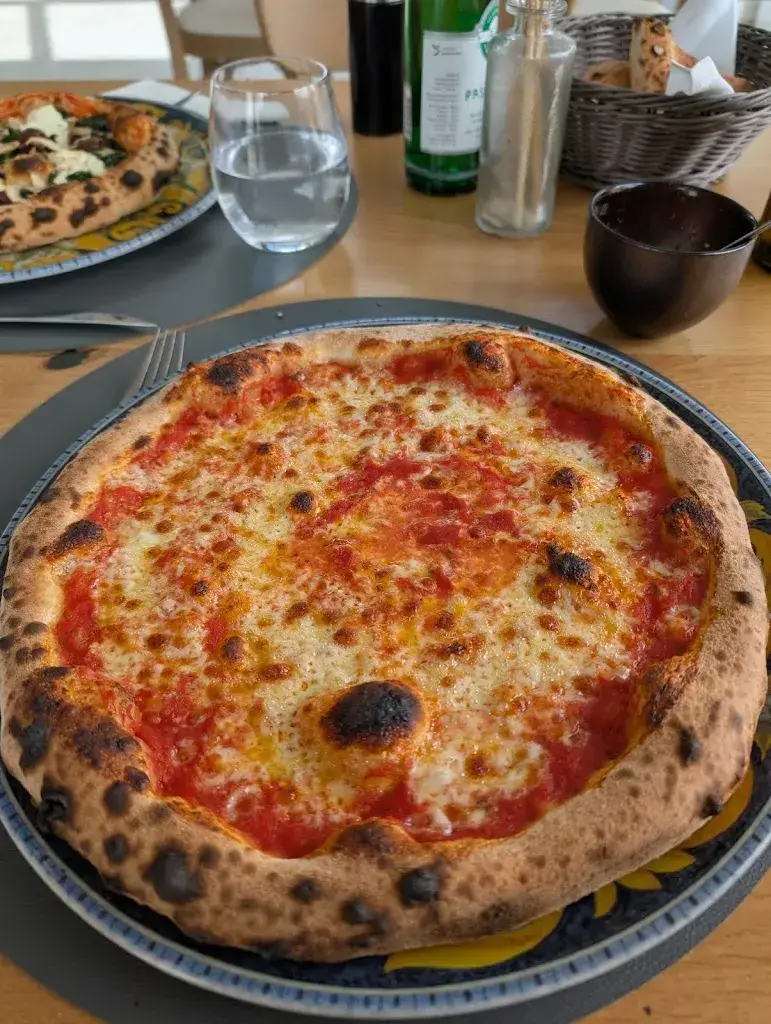 Andre Bieler_Restaurant Pizzeria Oberalp_Bonaduz_review