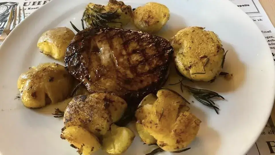 Menu_Bahnhöfli Reichenau_Domat/Ems_image_4