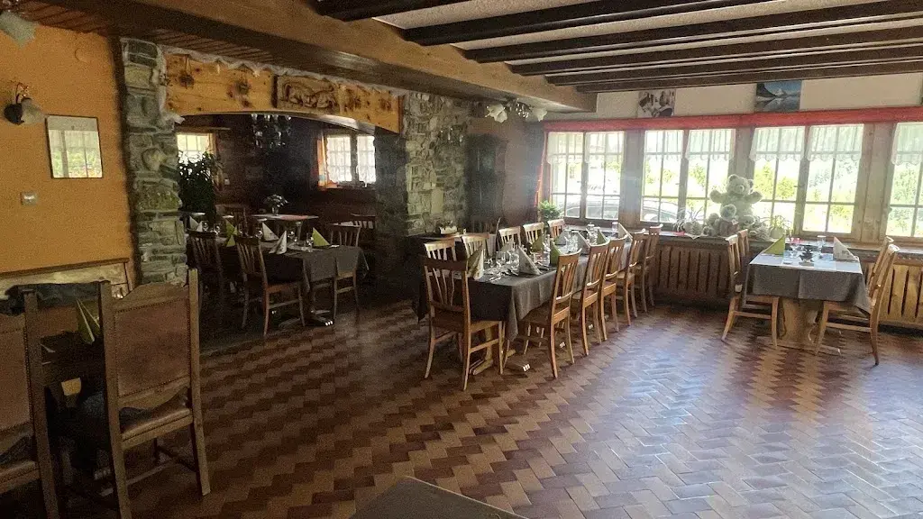 Steve Lewis (From Boise, To)_Hôtel - restaurant du Pigne d'Arolla_Arolla_review