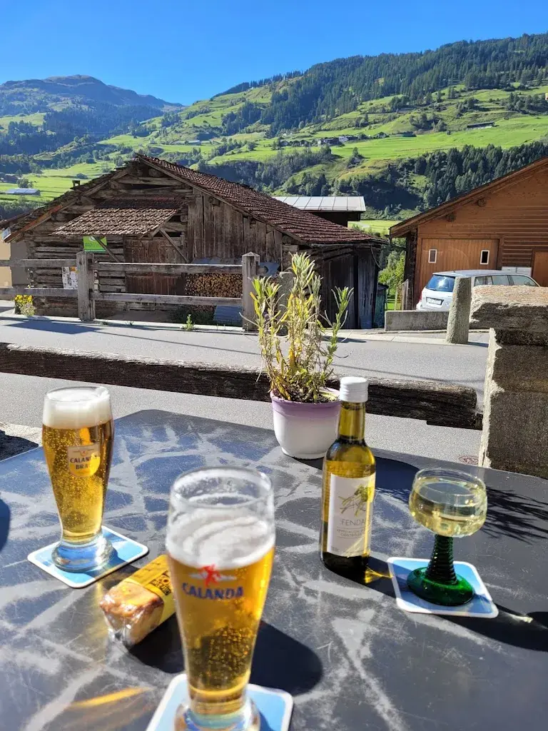 Kris Derdzinski_Gasthaus Alte Post_Zillis-Reischen_recensione