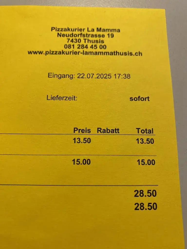 Daniel von Arb_Pizzakurier La Mamma Thusis_Thusis_recensione