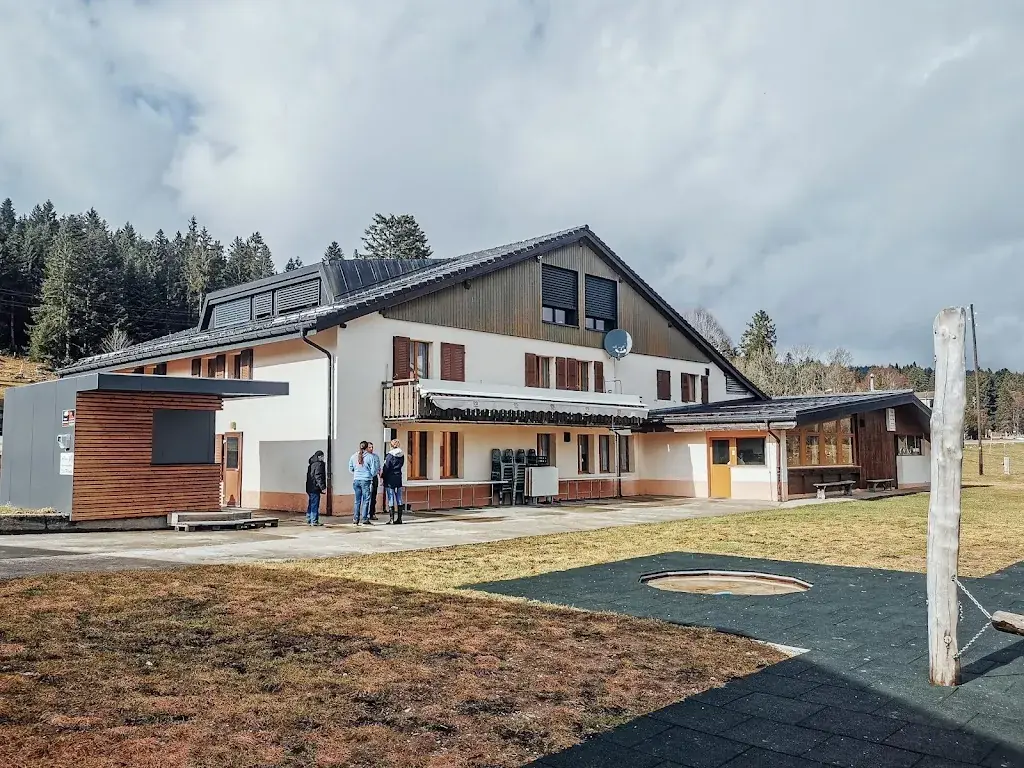 Djerem_Restaurant des Cluds_Bullet_review