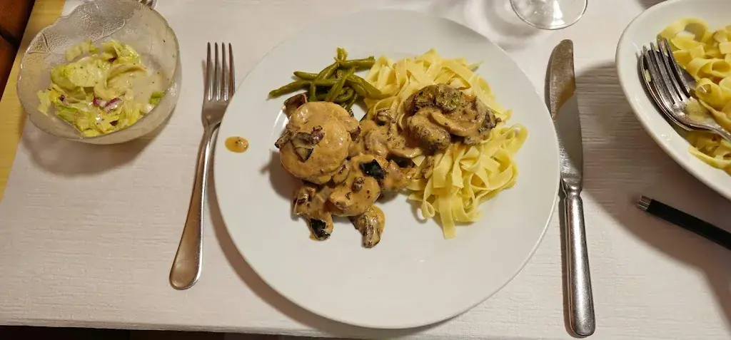 Restaurant des Cluds_Bullet_slider_image_3