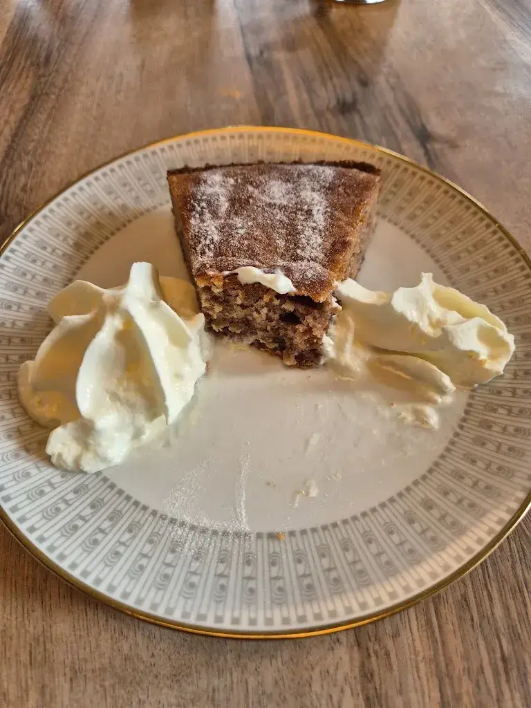 Ustreia Orta_Lohn_slider_image_2