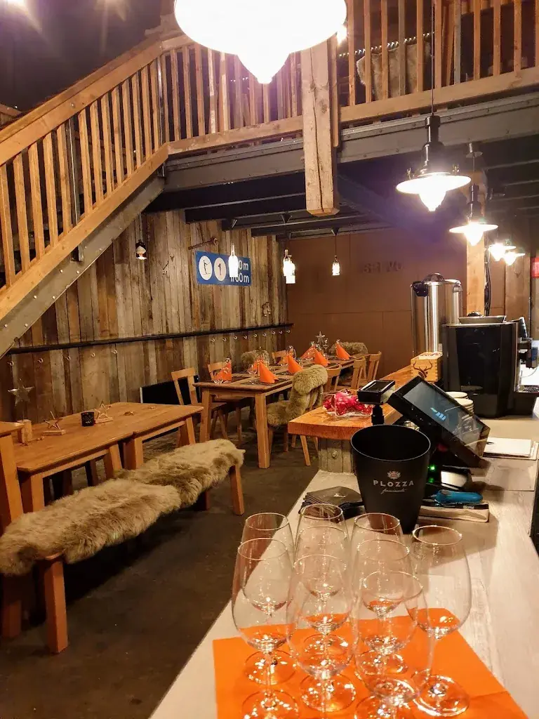 SELVO restaurant in Splügen