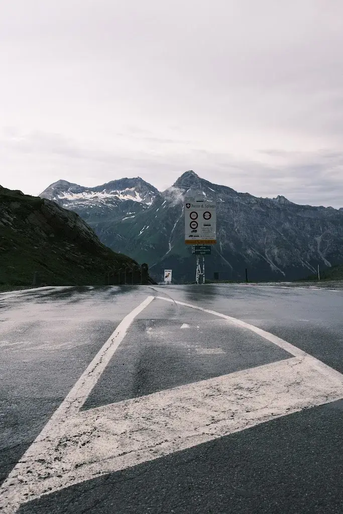 Ron Matthies_Splügenpass_Italy_review