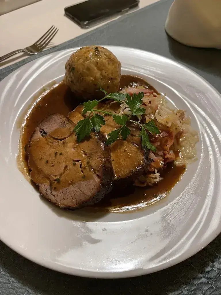 Susanne Oettli_Rosenhügel_Chur_review