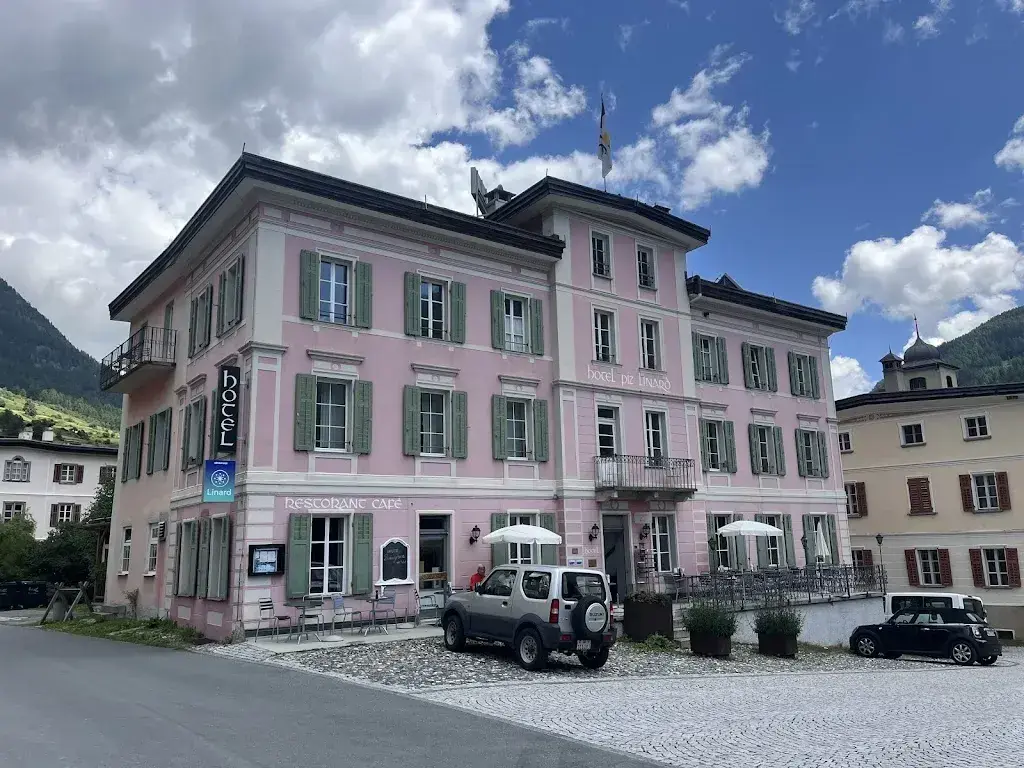 Hotel Linard Lavin_Lavin_slider_image_3