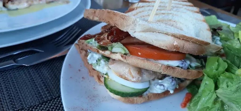 Menu_Bistro und Gelateria Kaufmannfrauen_Flims_image_6