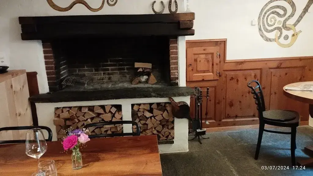 Crusch Alba Restaurant in Guarda