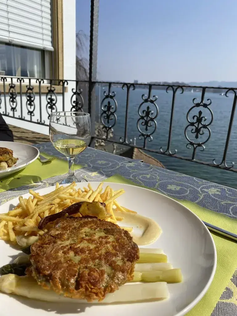 Son DO PHAN_Restaurant Gottstatterhaus_Biel_review