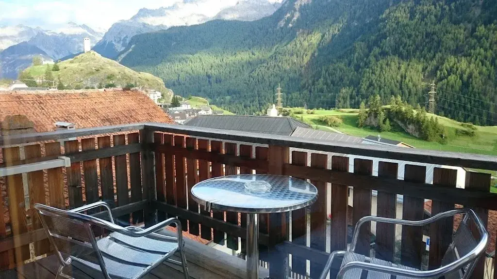 Zhengfang Pan_Schorta's Alvetern - Boutique Hotel_Ardez_review