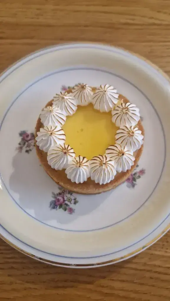 Remco Hoppezak_Garde-Manger - Cafè la Carsuot_Ardez_review