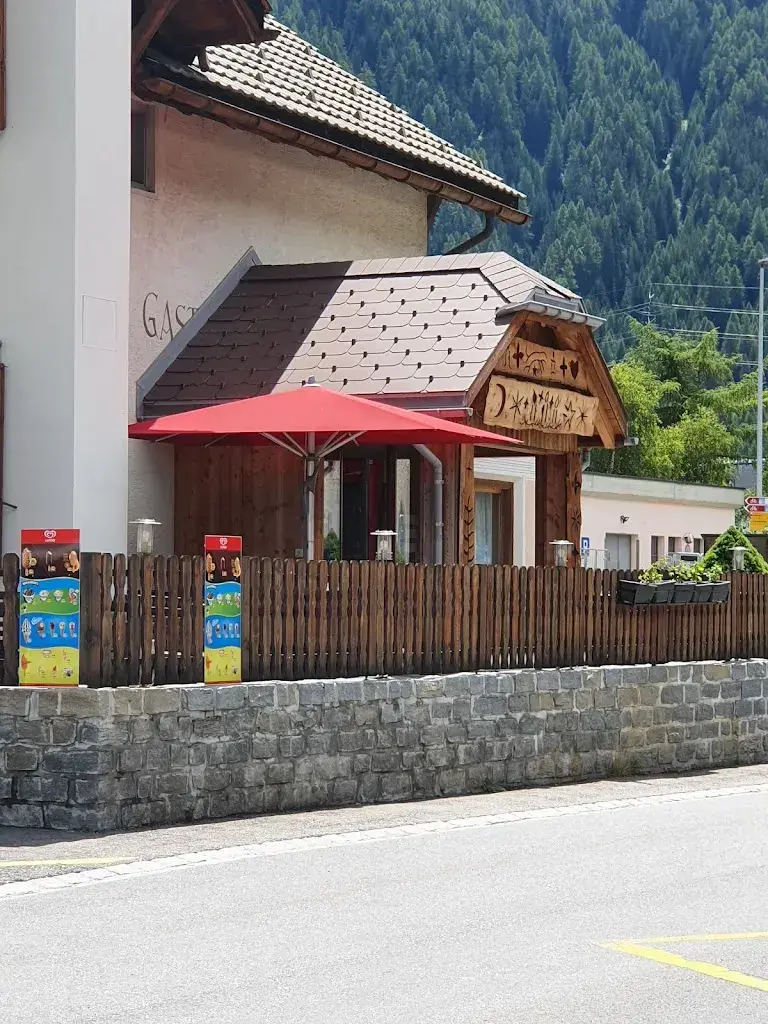 Hotel a la Staziun restaurante en Zernez