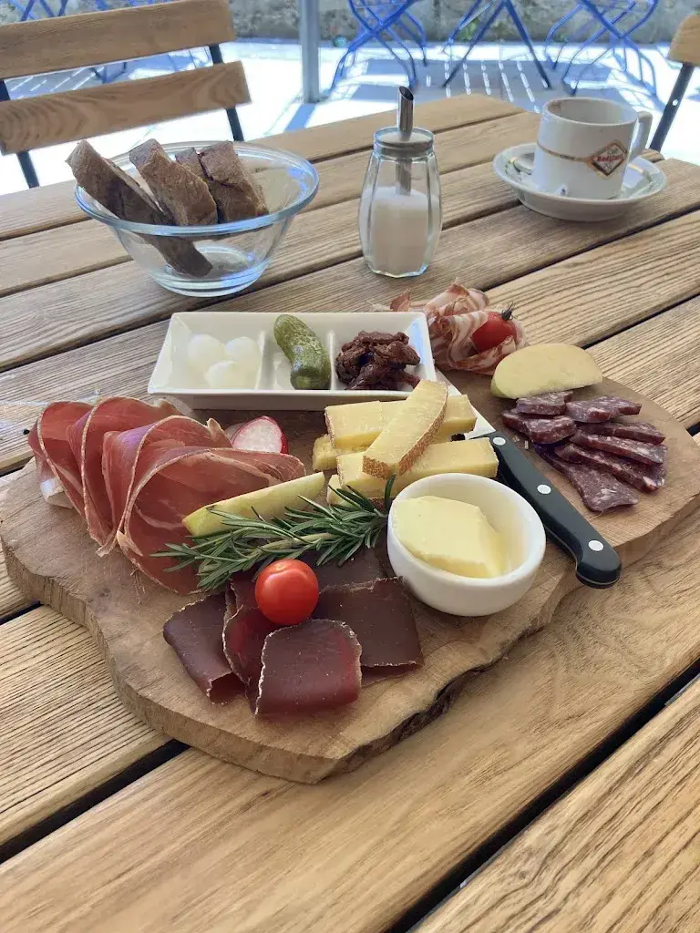 Menu_Büvetta Sfondraz_Scuol_image_3