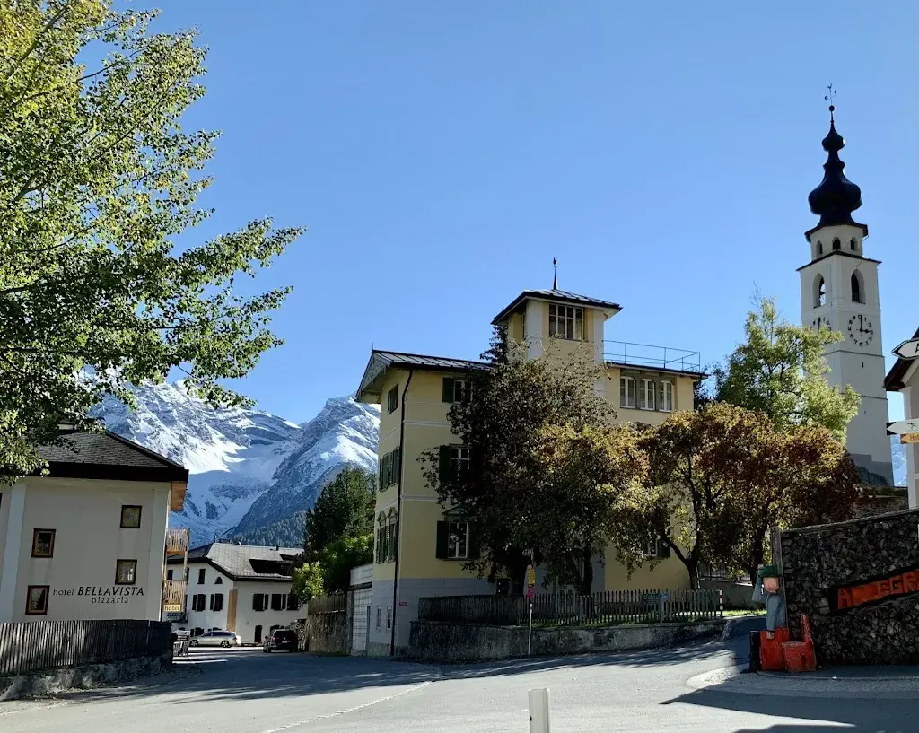 Norbert Oroszi_Café e Butea Scuntrada a Ftan_Ftan_review