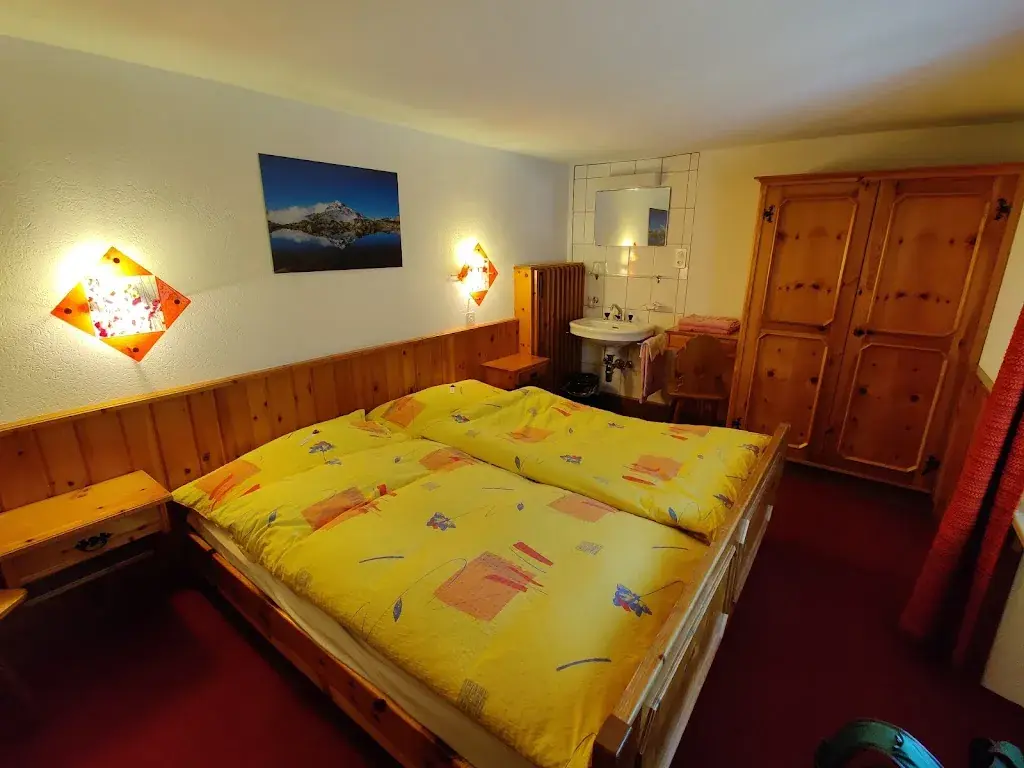 Hotel Rofflaschlucht_Andeer_slider_image_2