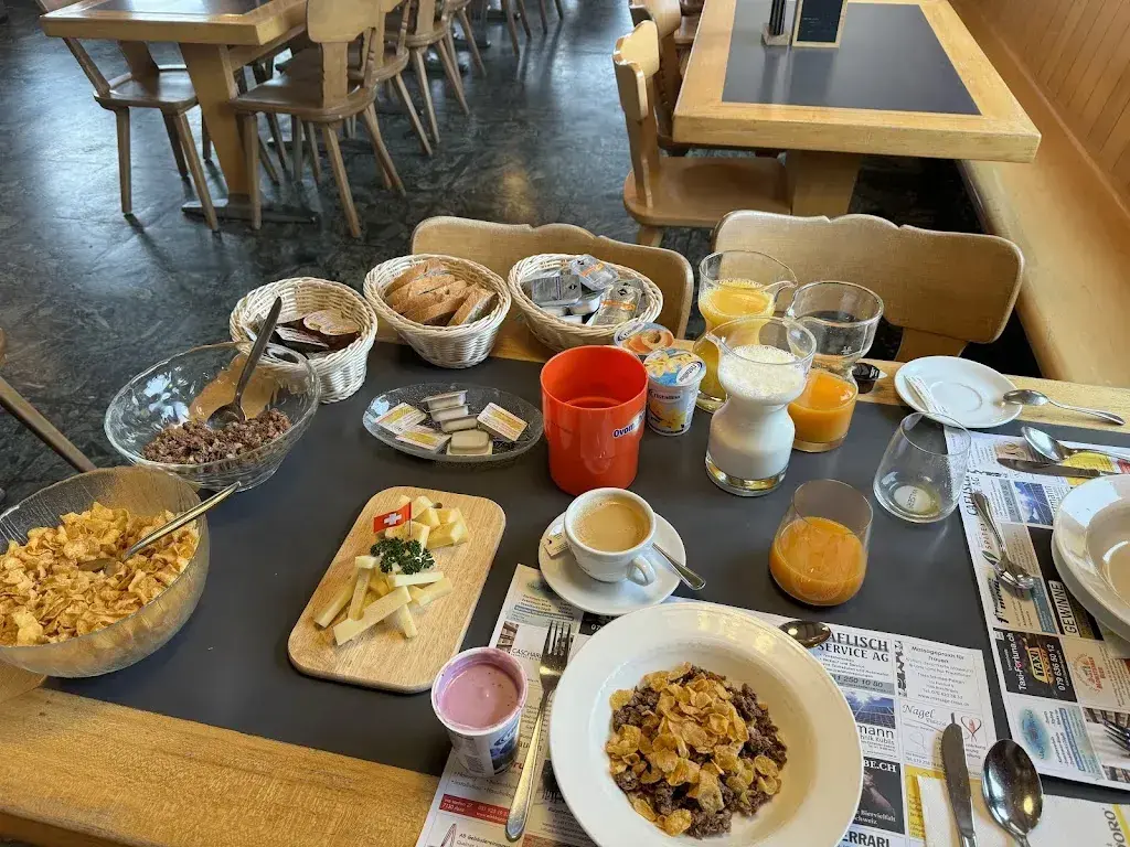 Vedran Žgela_Hospezi Santa Maria_Platta_review