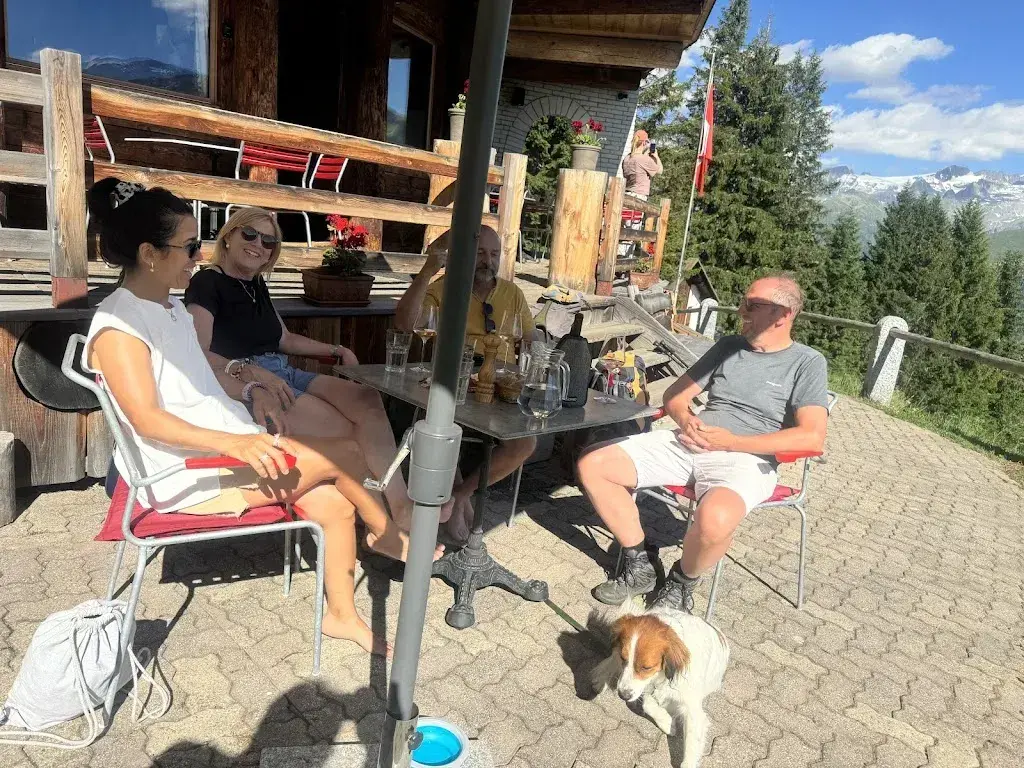 Nadia Klemp-Ennâmi_Cungieri_Tujetsch_review