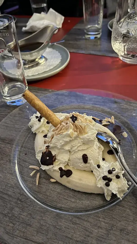 Matthias Rossini_Ustria Cresta_Segnas_review