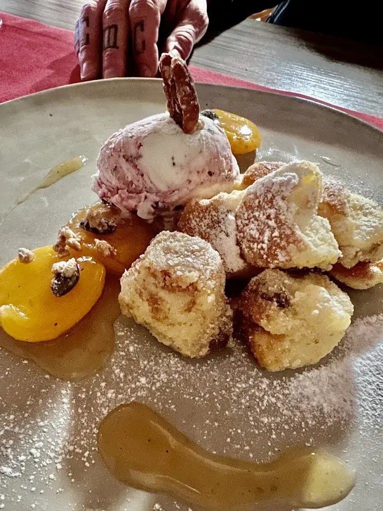 AnnaVLee_Ustria Cresta_Segnas_review