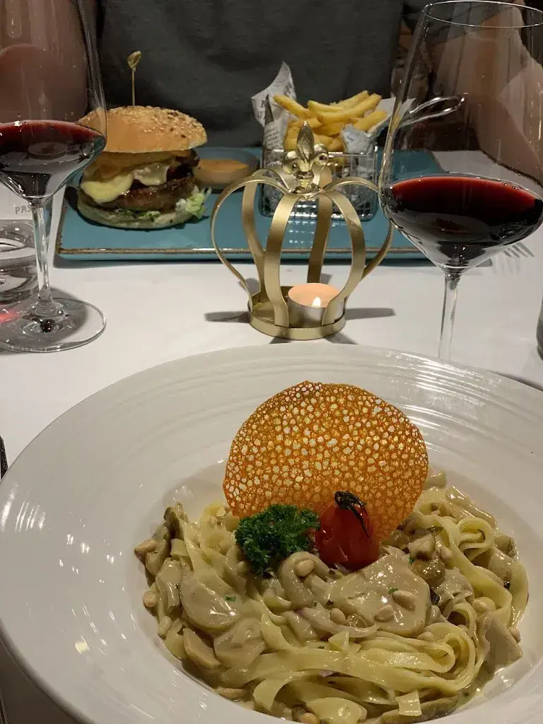 Menu_Restaurant Hotel La Cruna_Tujetsch_immagine_1