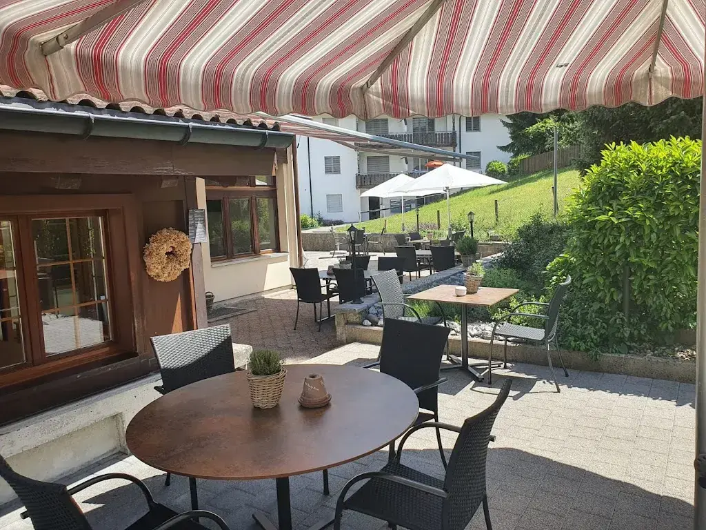 Restaurant Dorfklatsch restaurant à Emmetten