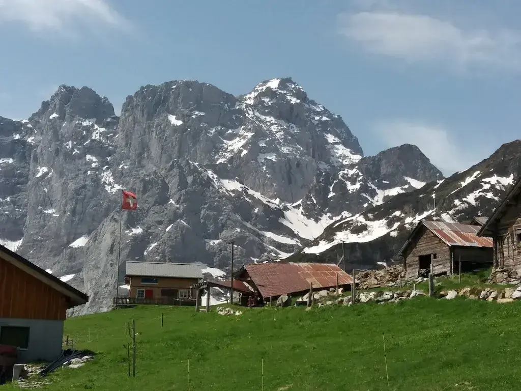 Gianfranco Malafarina_Seilbahnbeizli Sittlisalp_Unterschächen_recensione