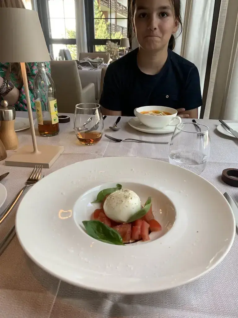 Samuel Riggenbach_Ustria Miracla_Breil/Brigels_review