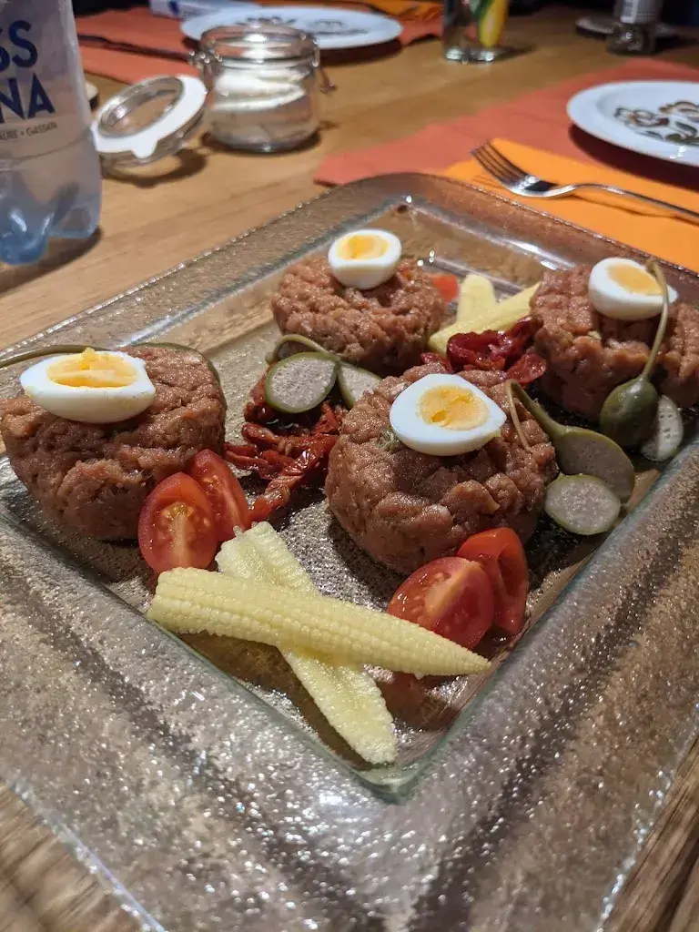 Menü_Cuschina Menono_Camischolas_Bild_1