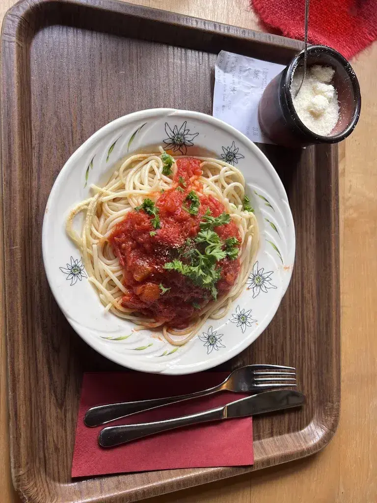 David Isichei_Restaurant Sustenpass_Gadmen_review