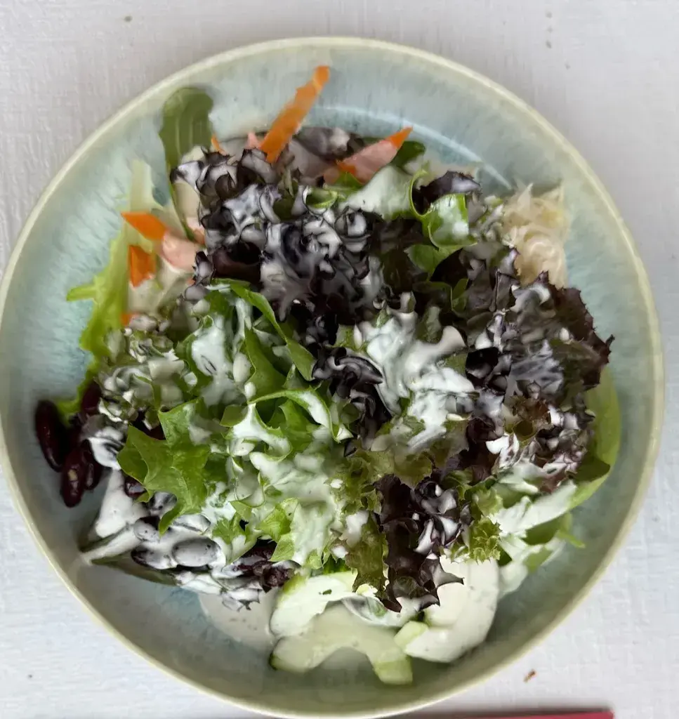 Guitar Uraiporn_Pizzeria Allegra_Scuol_review