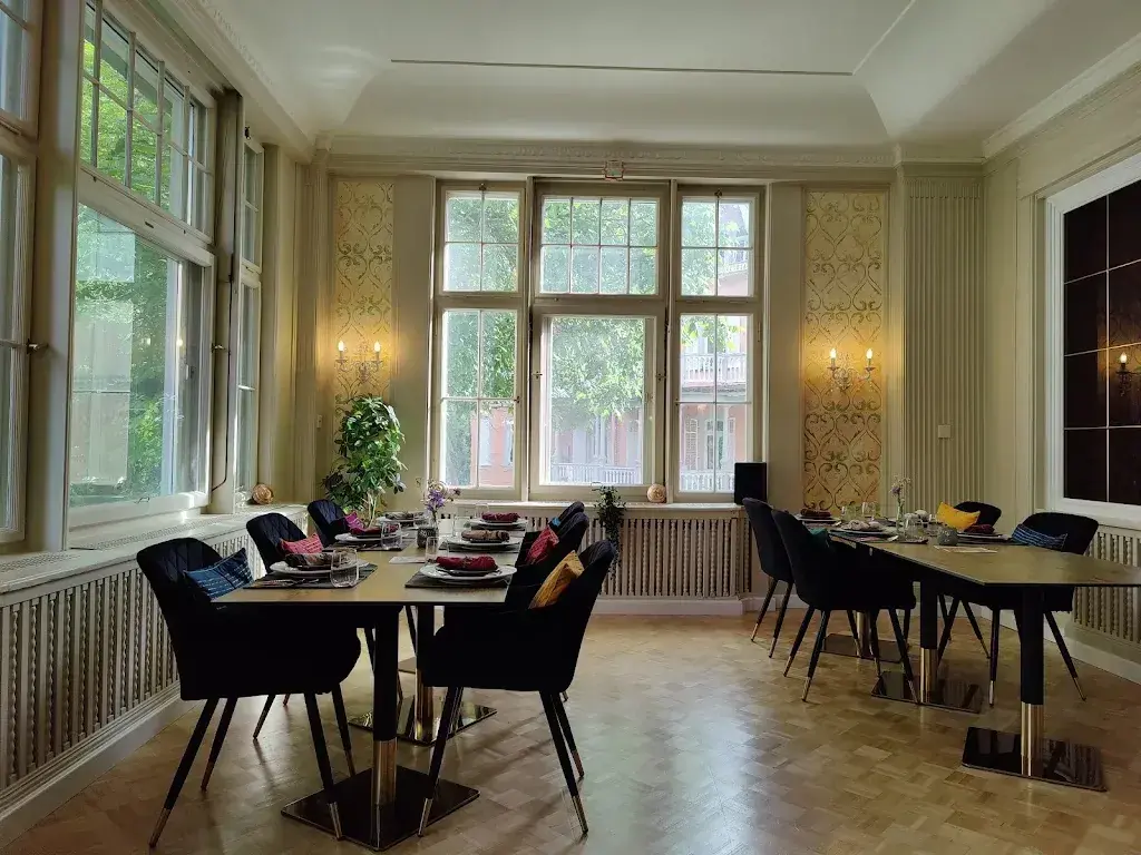 NIMAYA indian_Scuol_slider_image_3