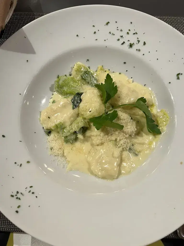 Dr. Dina M_Restaurant Astras_Scuol_review