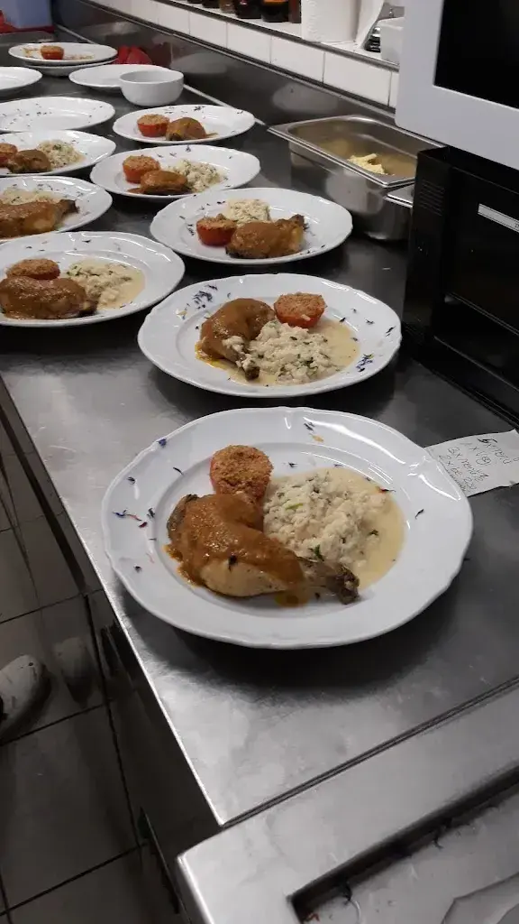 Maria Belba_Reitstall, Restaurant, Saloon - San Jon_Scuol_review