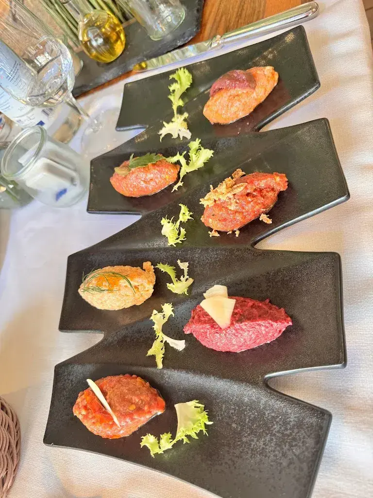 Sagi Widder_Differente_Zürich_review