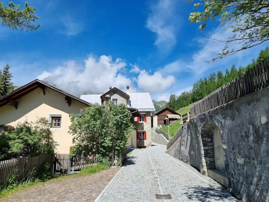 C G_Vnà_Vnà_review