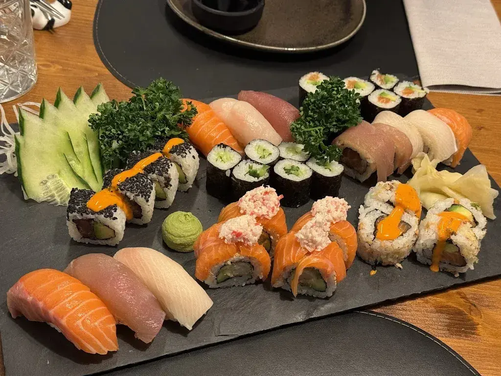 Scott Schmith_Nayan_Chur_review