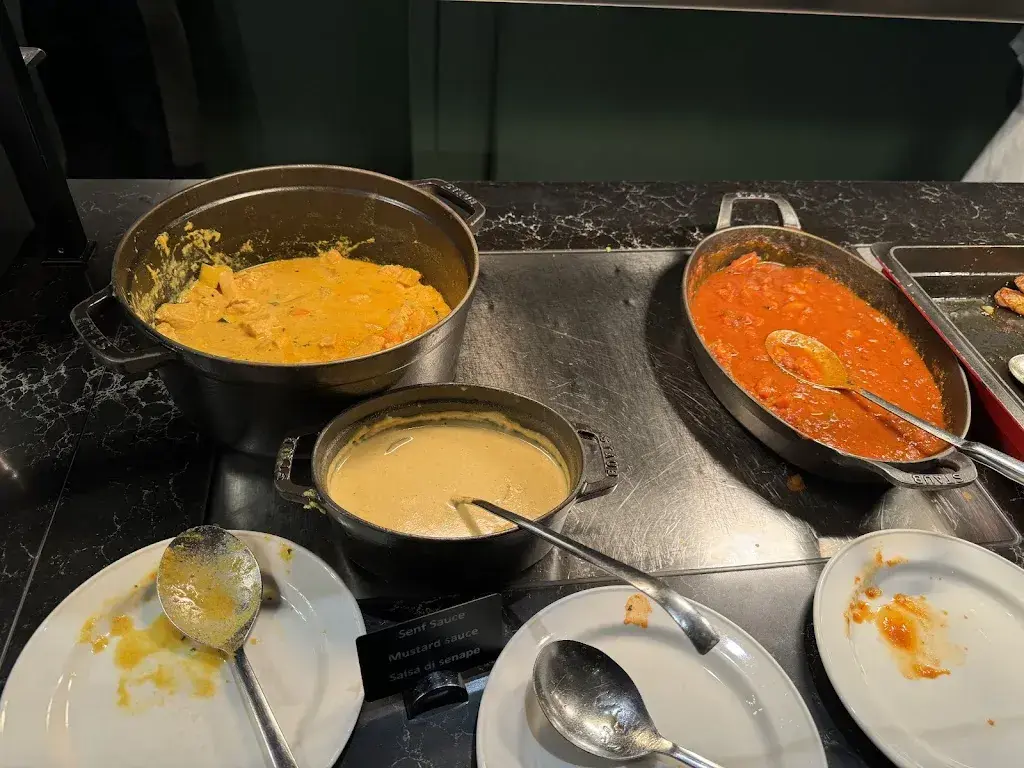 Menu_VIC'S BRASSERIE_St. Moritz_image_3