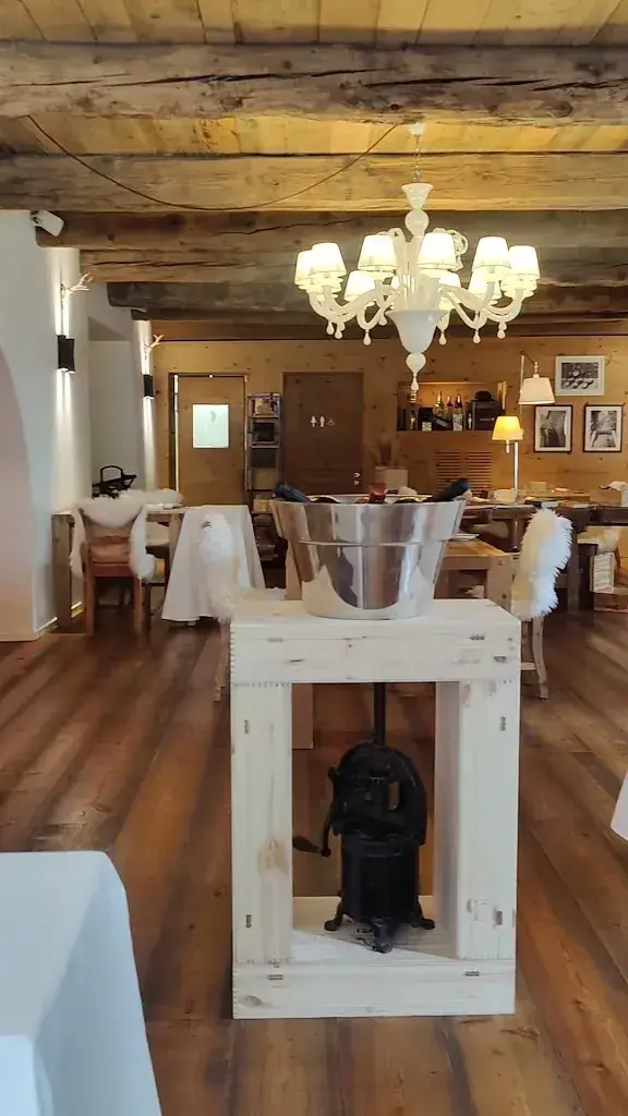 Chesa Stüva Colani - Ristorante_Madulain_slider_image_2