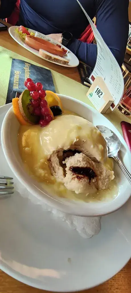 Menü_Sattel Panorama Bar and Restaurant_Samnaun_Bild_7