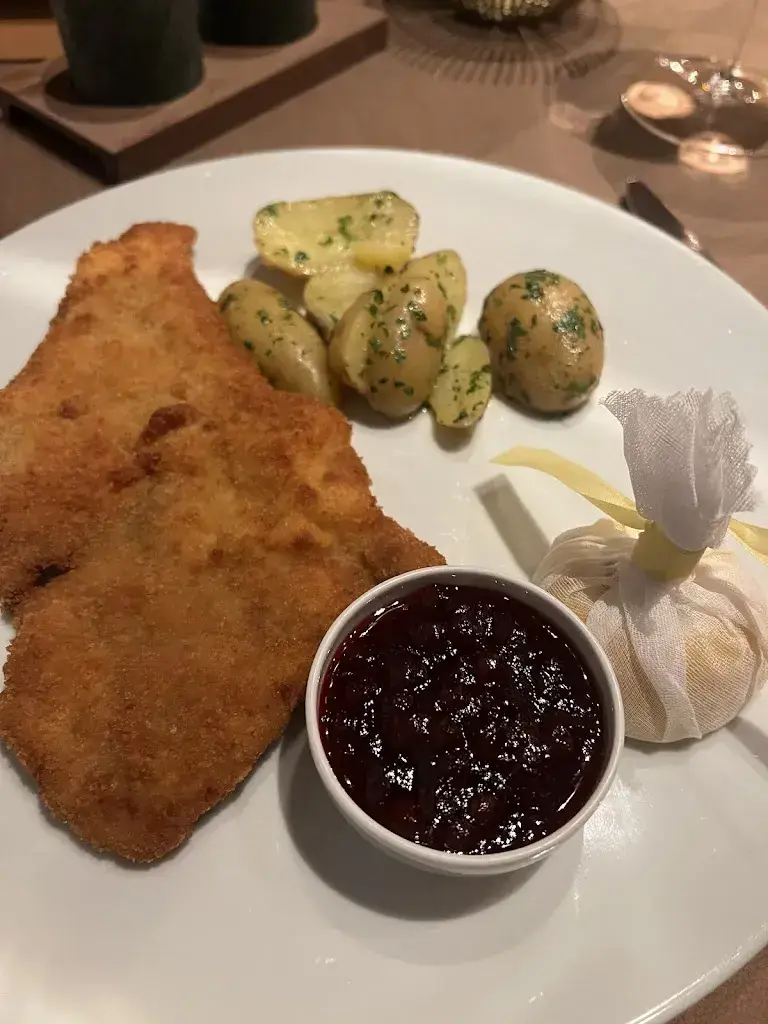 Freeform Design_Restaurant Pizzeria La Pasta_Samnaun_recensione