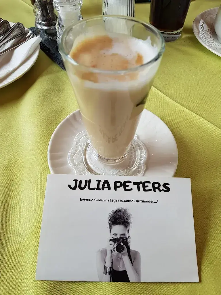 Julia Peters (Antimodel)_Restaurant Stammerspitze_Samnaun_review