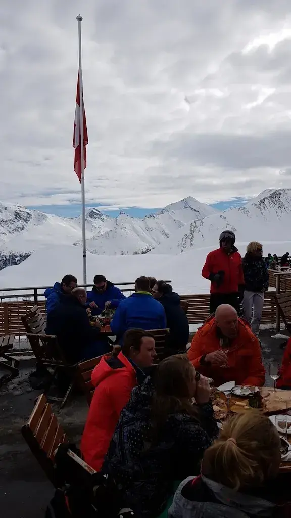 Dirk Jan Stegink_Alp Bella_Samnaun_review