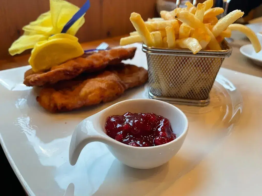 R. Sigg_Restaurant Pöstli_Samnaun_review